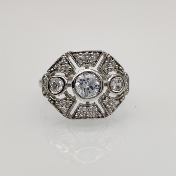 Art Deco Round cut diamond Ring