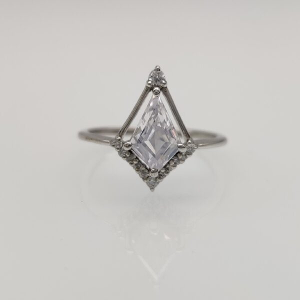 kite cut moissanite diamond ring